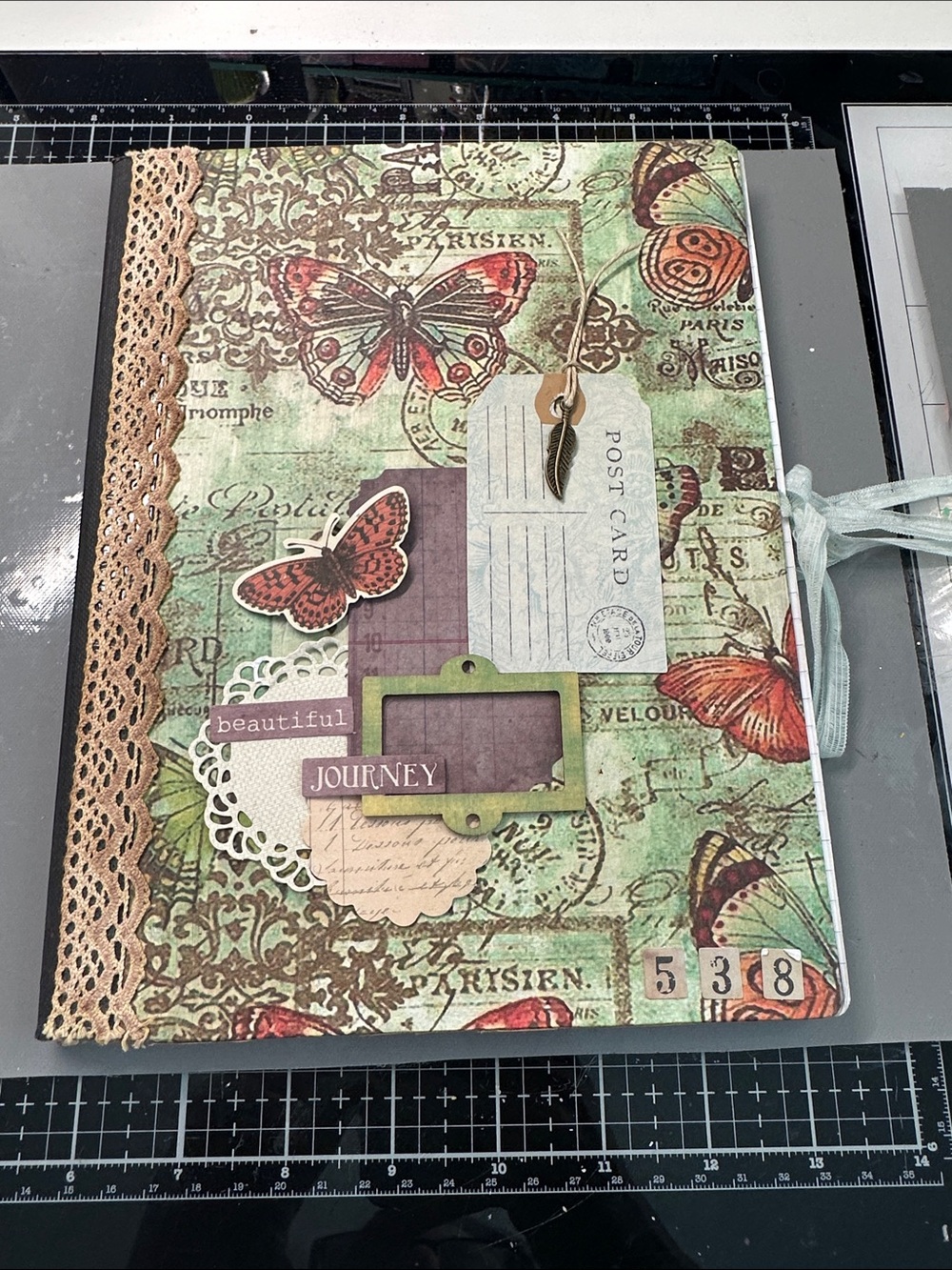 Decorated composition notebook - Picture 1 of 7